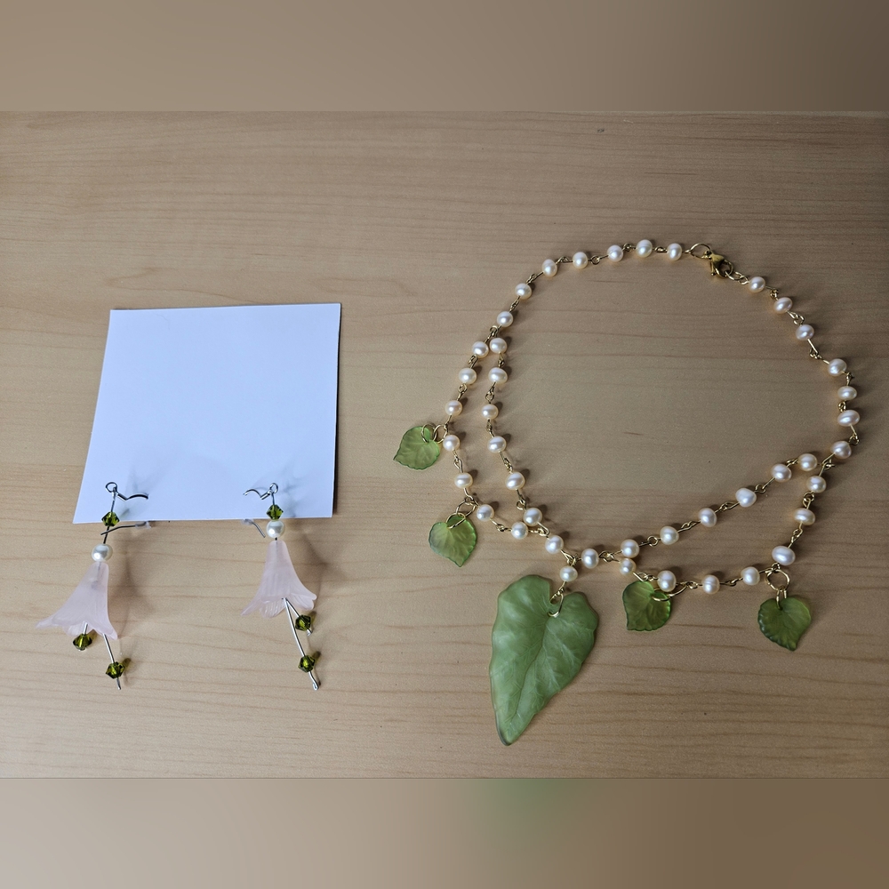 Floral Necklace & Earrings